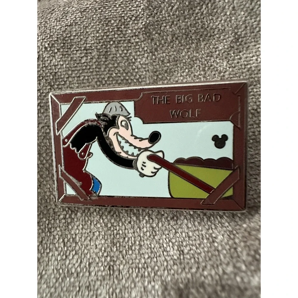 Authentic Disney 2012 Hidden Mickey Completer Pin Big Bad‎ Wolf DCA Construction